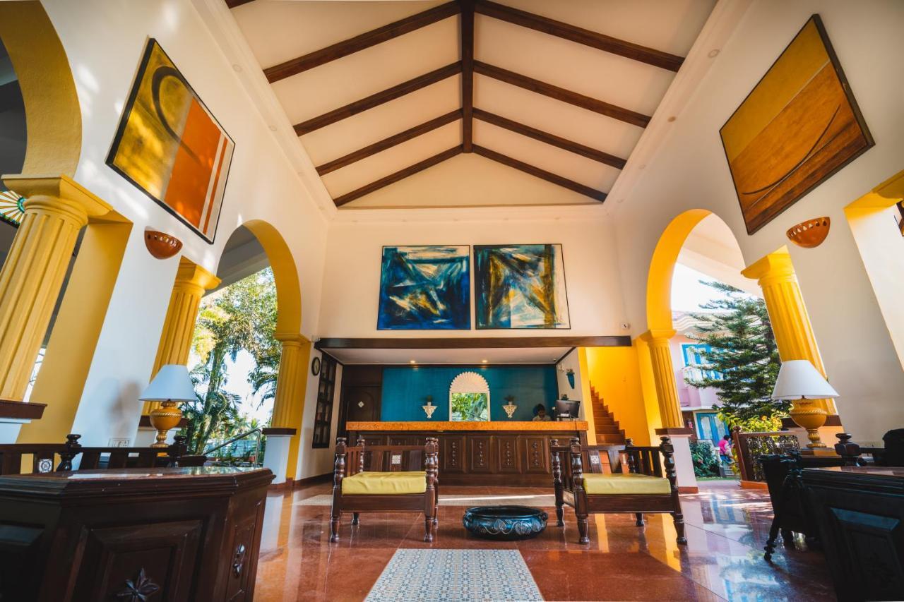 Coconut Grove Beach Resort Colva Exterior foto